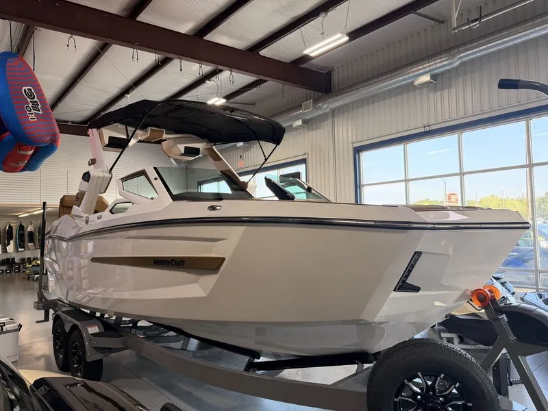 The Image of MasterCraft X24 2027 - 0