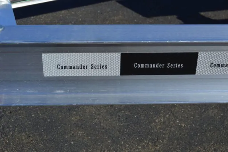 Slide: The Image of Venture Trailers Aluminum Single Axle Commander Series COM-3400 2026 - 11