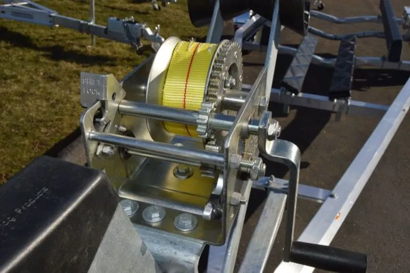 Slide: The Image of Venture Trailers Aluminum Single Axle Commander Series COM-3400 2026 - 15