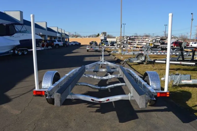 Slide: The Image of Venture Trailers Aluminum Single Axle Commander Series COM-3400 2026 - 4