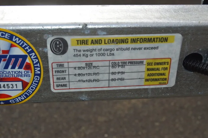 Slide: The Image of Venture Trailers Galvanized Single Axle Bunks VB-1000 2026 - 10