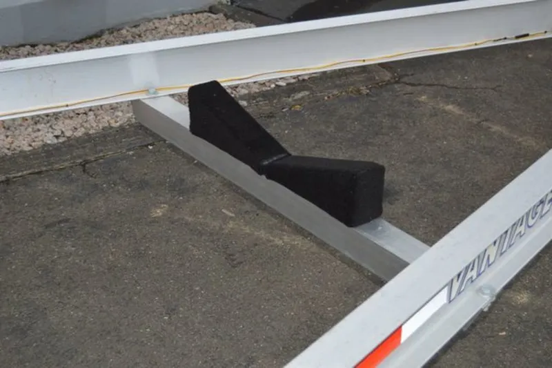 Slide: The Image of Venture Trailers Aluminum Single Axle Bunks VAB-3525 2026 - 7