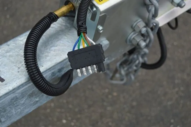 Slide: The Image of Venture Trailers Aluminum Single Axle Bunks VAB-3525 2026 - 8