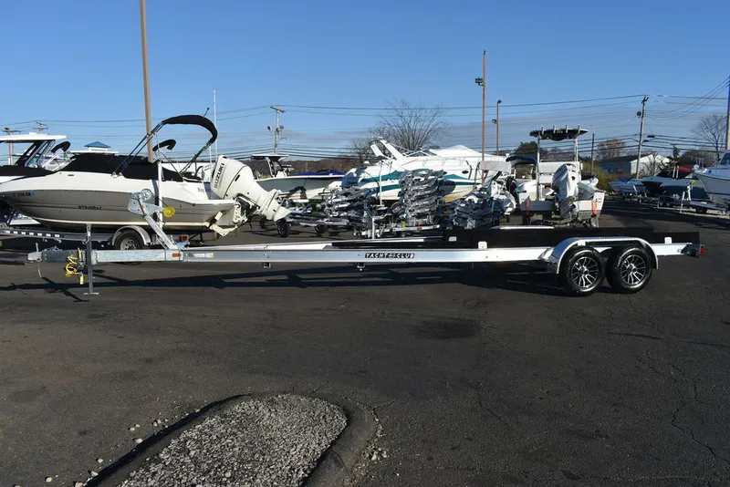 Slide: The Image of Venture Trailers Aluminum Triple Axle Commander Series COM-10800 2026 - 86