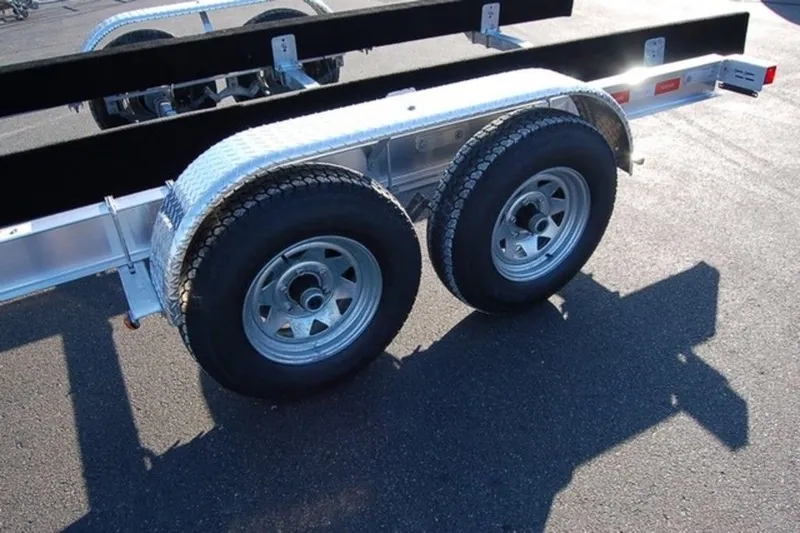 Slide: The Image of Venture Trailers Aluminum Tandem Axle Bunks VATB-8725 2026 - 10