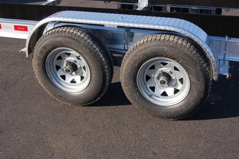 Slide: The Image of Venture Trailers Aluminum Tandem Axle Bunks VATB-8725 2026 - 12