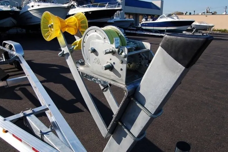 Slide: The Image of Venture Trailers Aluminum Tandem Axle Bunks VATB-8725 2026 - 7