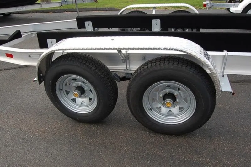 Slide: The Image of Venture Trailers Aluminum Tandem Axle Bunks VATB-6425 2026 - 19