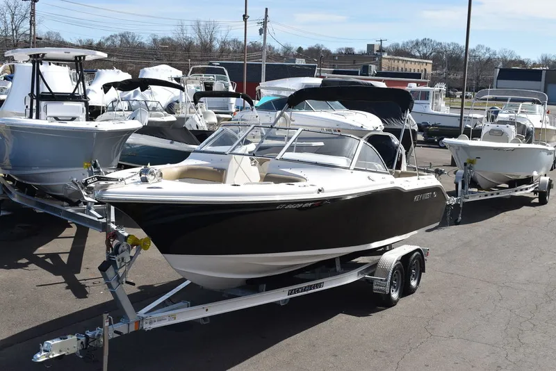 Slide: The Image of Venture Trailers Straight Inboard Pkg 2026 - 21