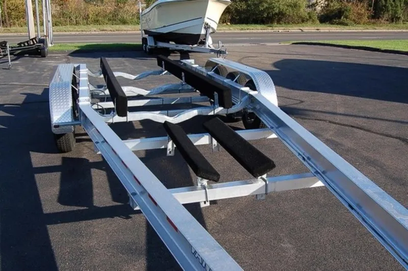Slide: The Image of Venture Trailers Aluminum Triple Axle Bunks VATB-12625 2026 - 4