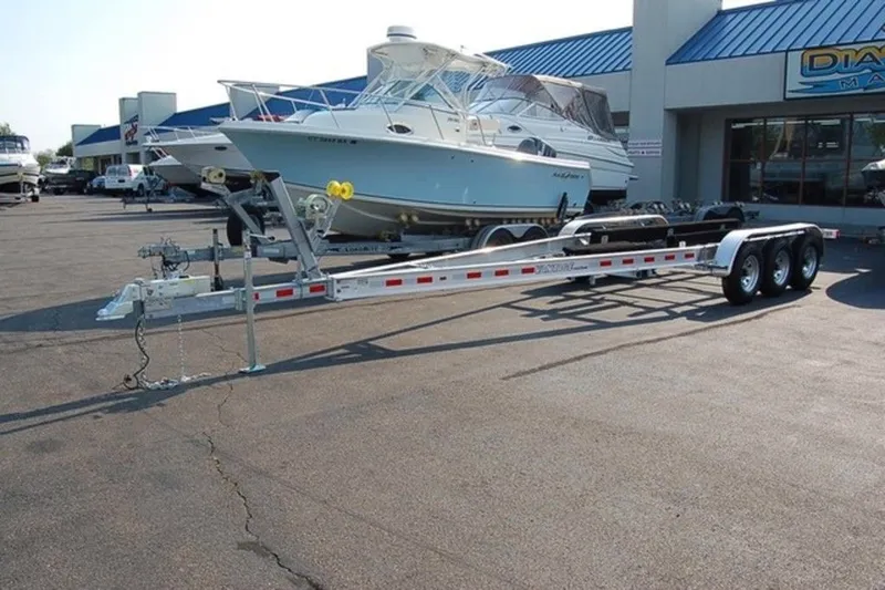 Slide: The Image of Venture Trailers Aluminum Triple Axle Bunks VATB-10625 2026 - 3