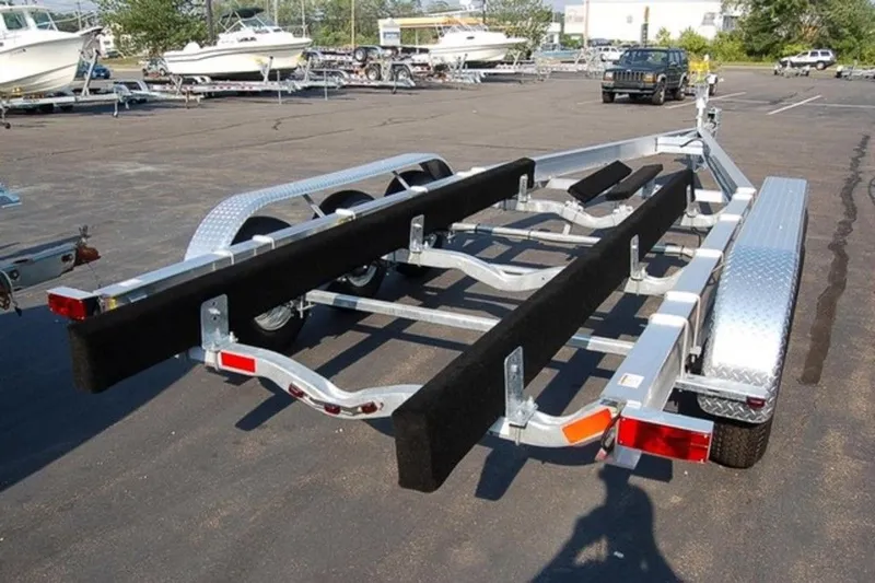 Slide: The Image of Venture Trailers Aluminum Triple Axle Bunks VATB-10625 2026 - 6