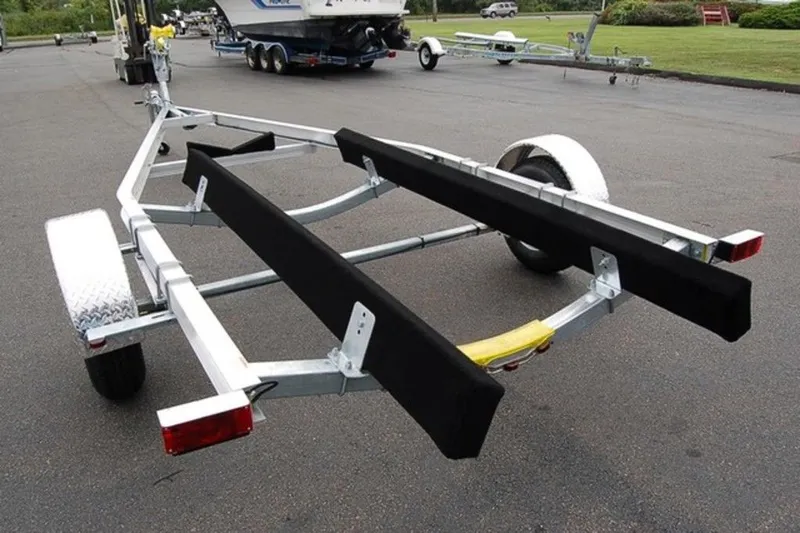 Slide: The Image of Venture Trailers Aluminum Single Axle Bunks VAB-3025 2026 - 7