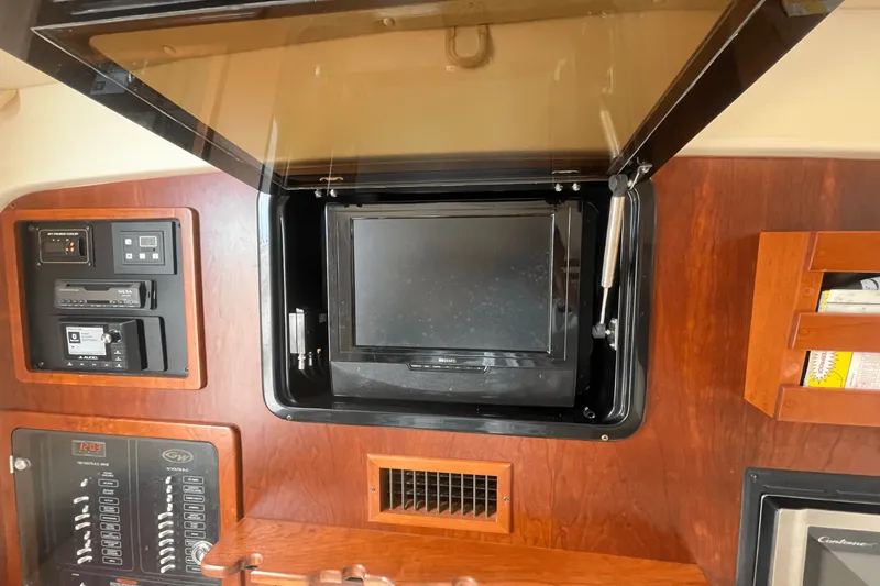 Slide: The Image of Grady-White Canyon 366 2010 - 66