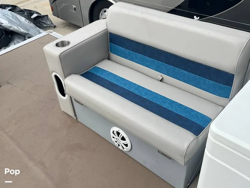 Slide: The Image of Custom 29 Party Barge 2023 - 12384268