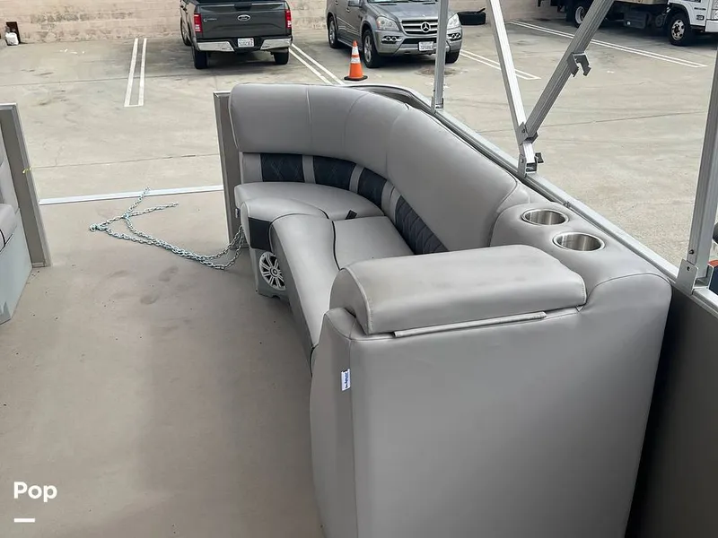 Slide: The Image of Custom 29 Party Barge 2023 - 12384285