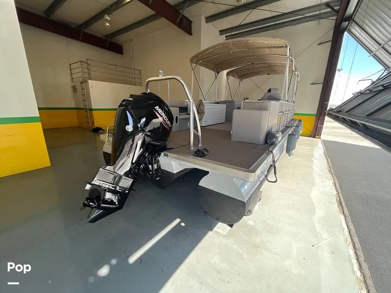 Slide: The Image of Custom 29 Party Barge 2023 - 12359348