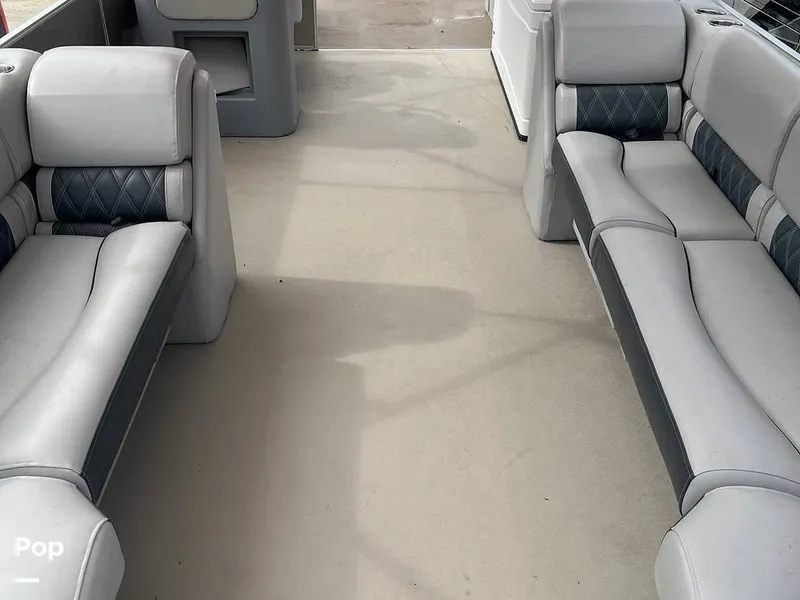 Slide: The Image of Custom 29 Party Barge 2023 - 12384244