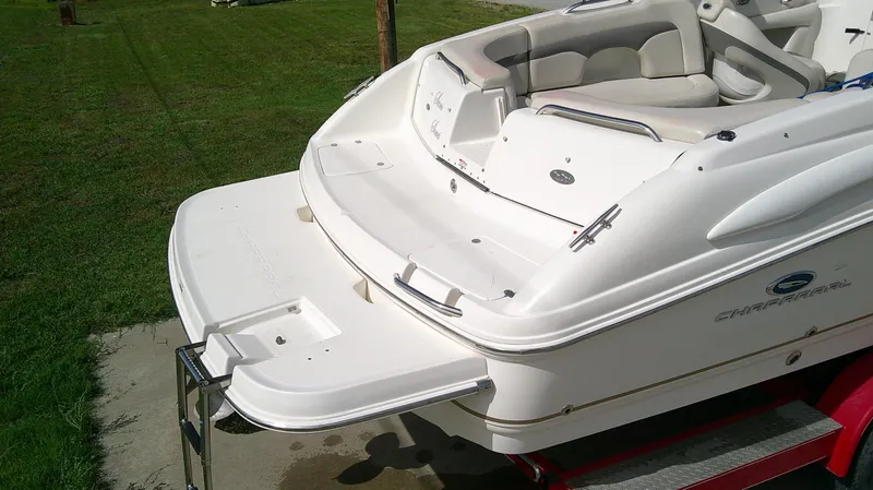 Slide: The Image of Chaparral 260 SSi 2005 - 3