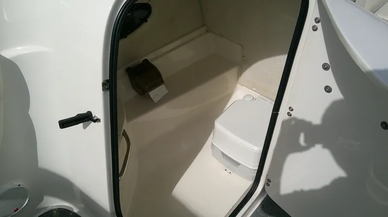 Slide: The Image of Chaparral 260 SSi 2005 - 9