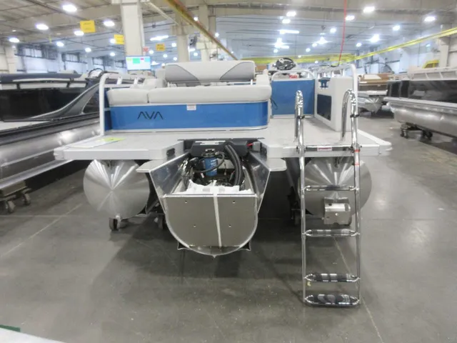 Slide: The Image of Avalon 2385 25 Venture 85 VRB 2026 - 23