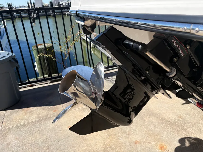 Slide: The Image of Sea Ray SPX 190 2025 - 24