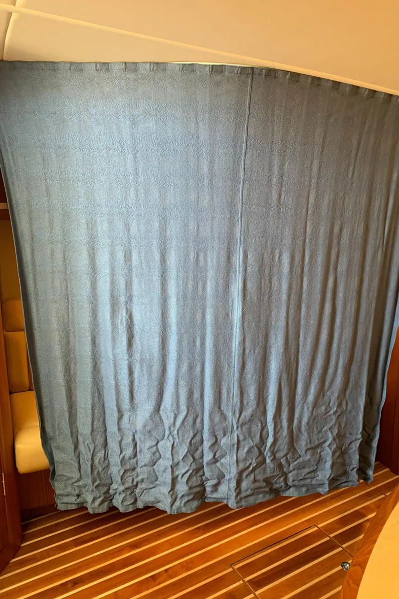 Slide: The Image of Pullman enclosure - 37