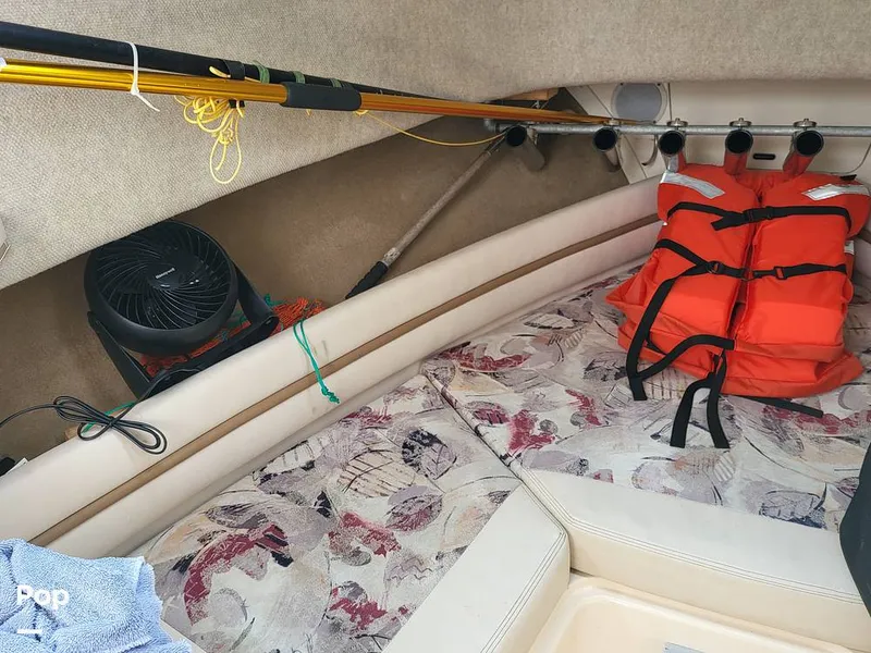 Slide: The Image of V Berth - 12485838