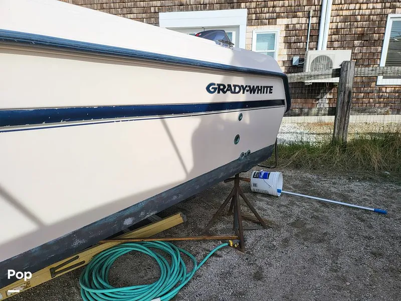 Slide: The Image of Grady-White 272 Sailfish 1999 - 12369550