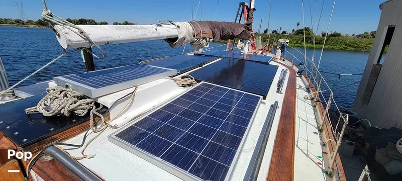 Slide: The Image of Island Trader 40 1982 - 13042887