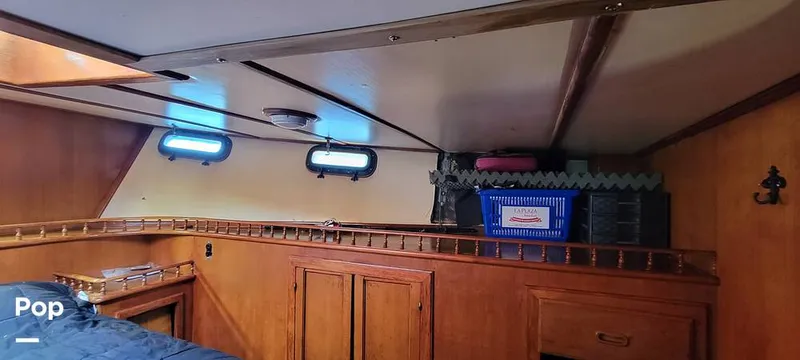 Slide: The Image of Island Trader 40 1982 - 13042946