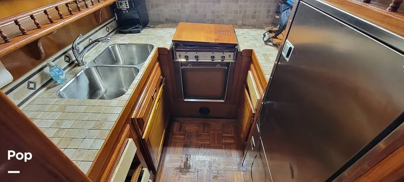 Slide: The Image of Island Trader 40 1982 - 13042962