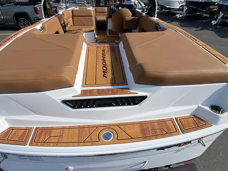Slide: The Image of MOOMBA TYKON 2025 - 7