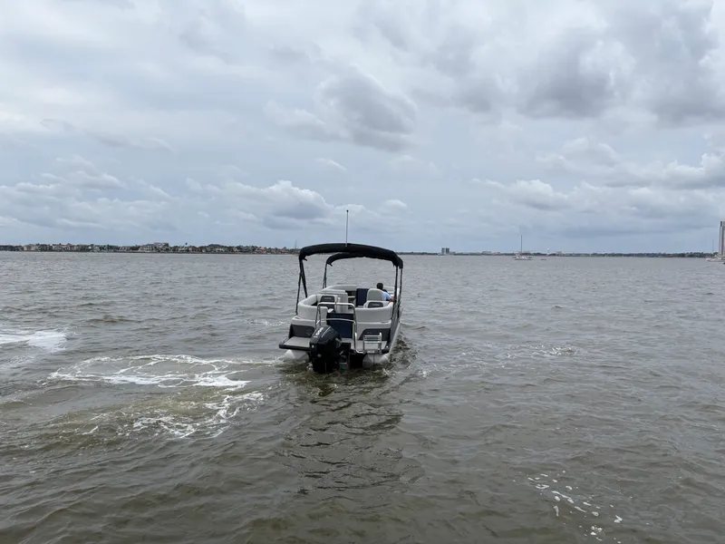 Slide: The Image of Harris 230 Cruiser 2025 - 3