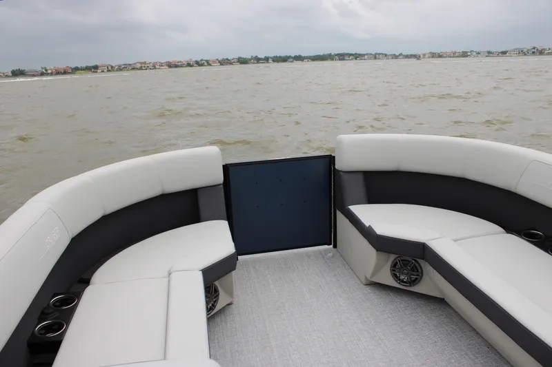 Slide: The Image of Harris 230 Cruiser 2025 - 34
