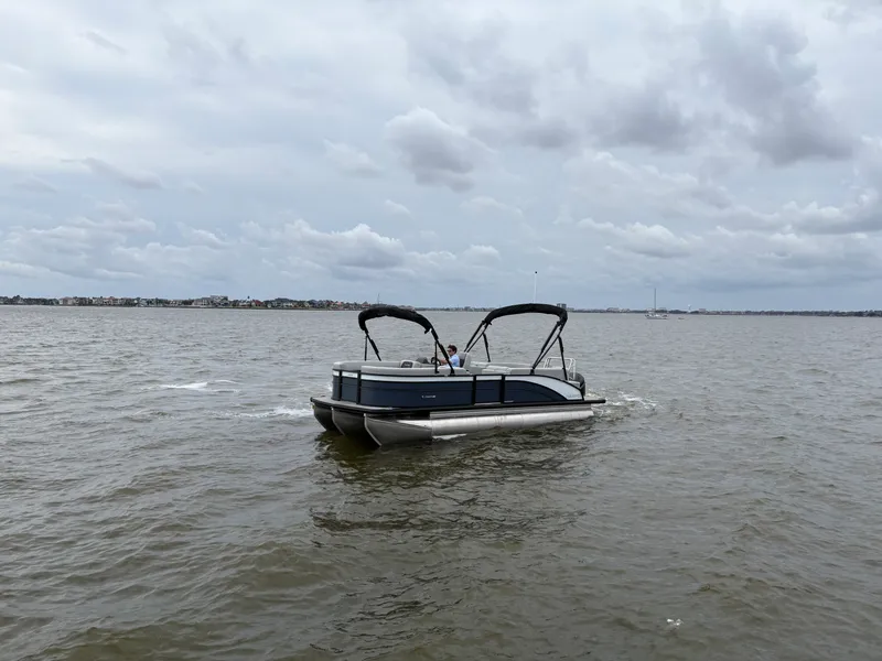 Slide: The Image of Harris 230 Cruiser 2025 - 5