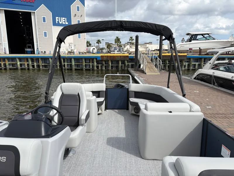 Slide: The Image of Harris 230 Cruiser 2025 - 8