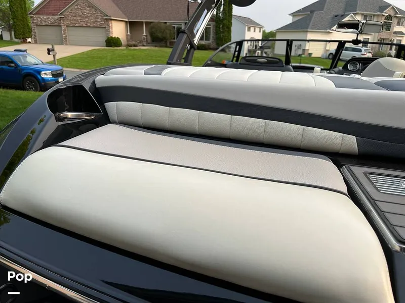 Slide: The Image of Malibu Wakesetter 22 MXZ 2013 - 12498145