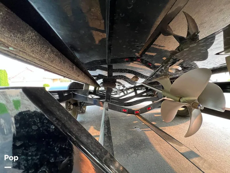 Slide: The Image of Malibu Wakesetter 22 MXZ 2013 - 12498165