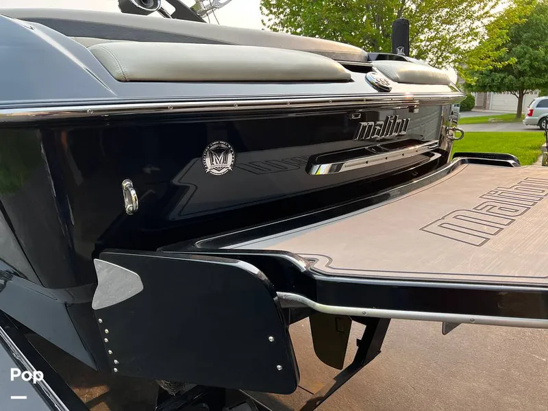 Slide: The Image of Malibu Wakesetter 22 MXZ 2013 - 12498182