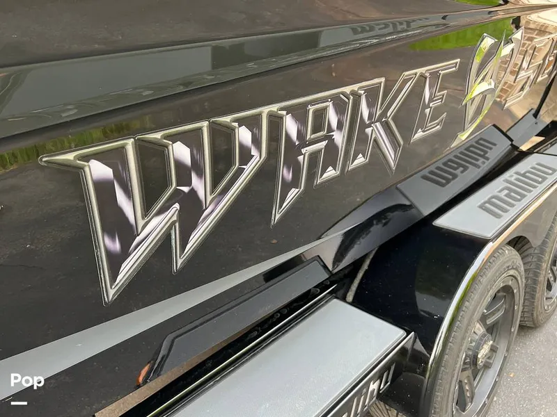 Slide: The Image of Malibu Wakesetter 22 MXZ 2013 - 12498188