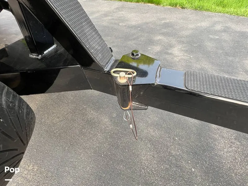 Slide: The Image of Trailer Detail - Breakaway - 12498036