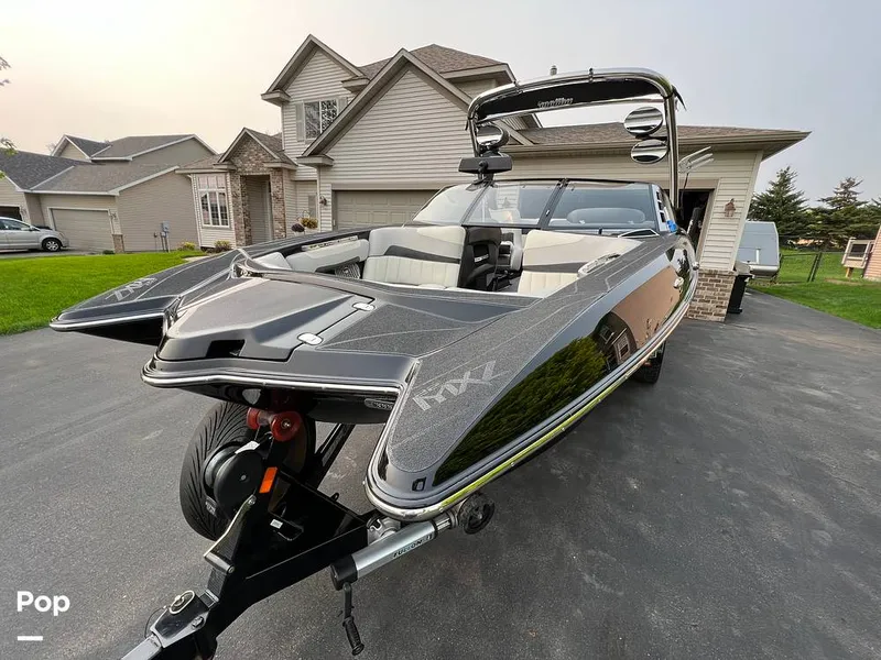 Slide: The Image of Malibu Wakesetter 22 MXZ 2013 - 12498202