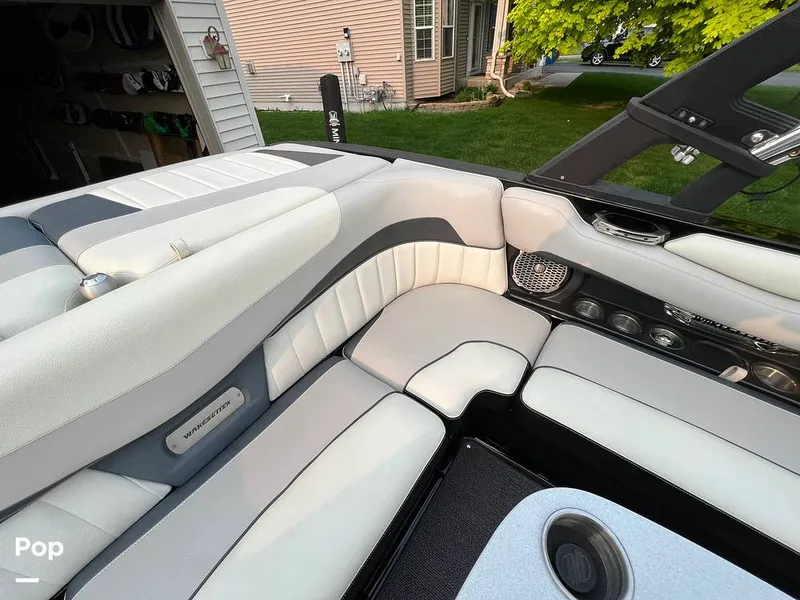 Slide: The Image of Malibu Wakesetter 22 MXZ 2013 - 12498010