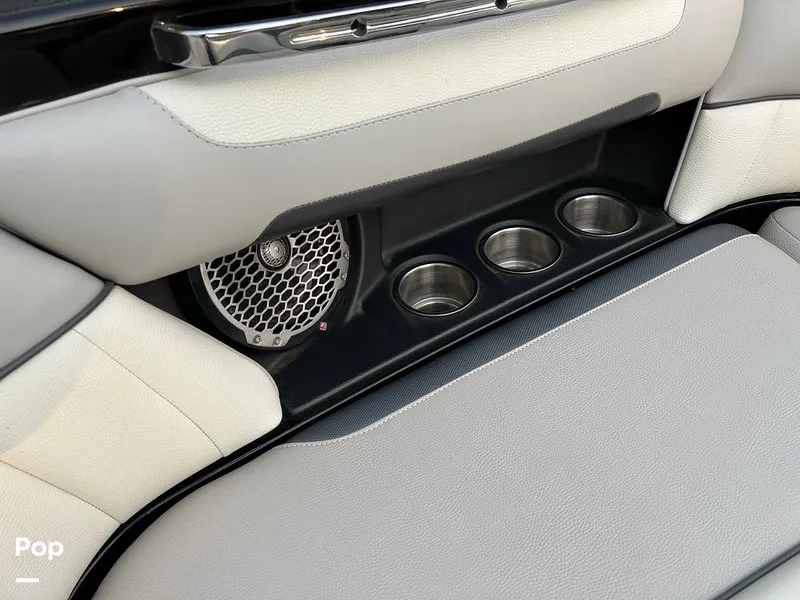 Slide: The Image of Malibu Wakesetter 22 MXZ 2013 - 12498024