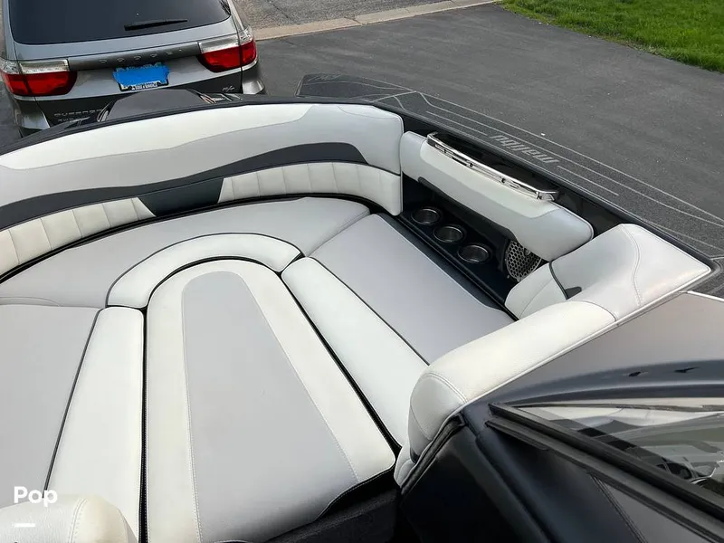 Slide: The Image of Malibu Wakesetter 22 MXZ 2013 - 12498025