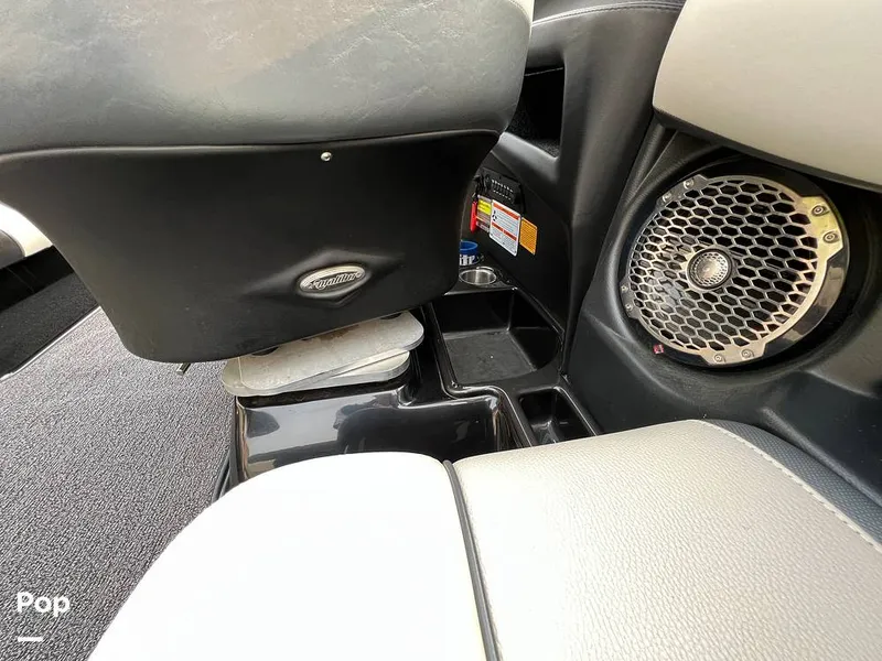 Slide: The Image of Malibu Wakesetter 22 MXZ 2013 - 12498006