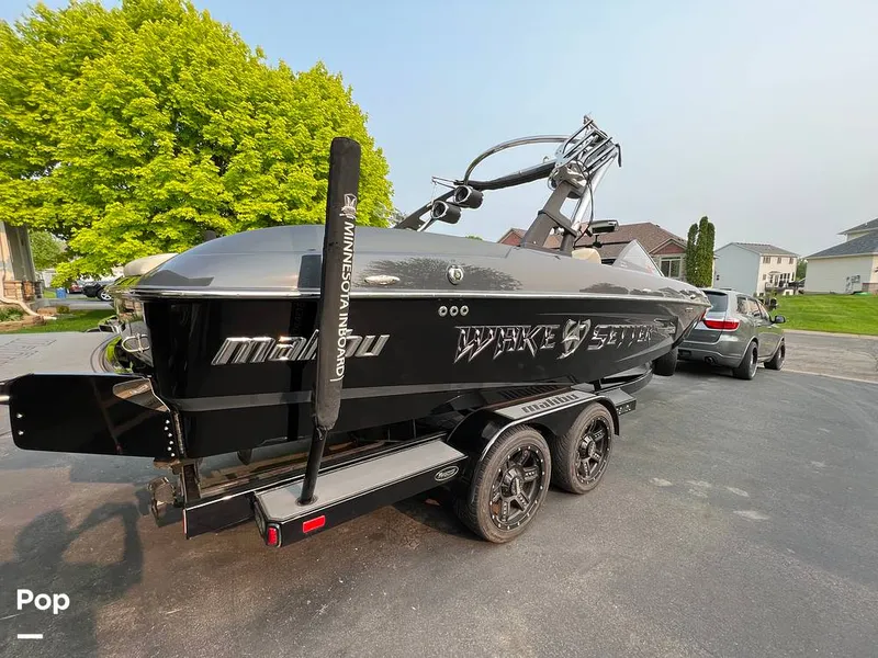 Slide: The Image of Malibu Wakesetter 22 MXZ 2013 - 12498221
