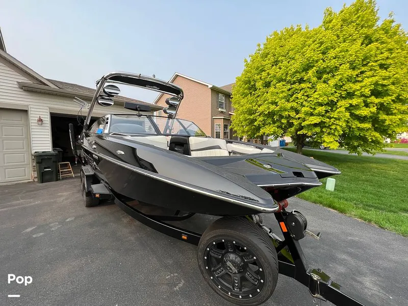 Slide: The Image of Malibu Wakesetter 22 MXZ 2013 - 12498206