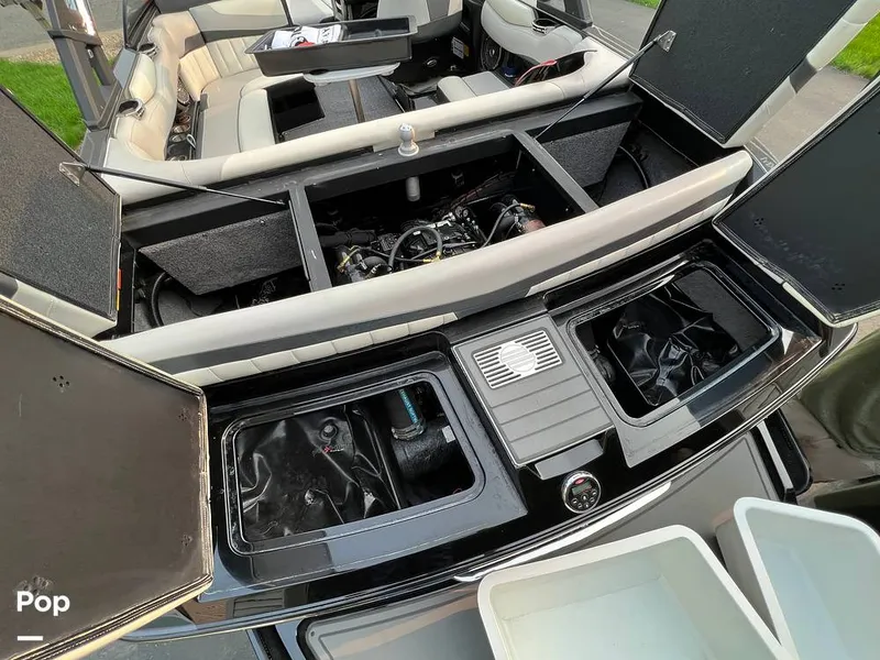 Slide: The Image of Malibu Wakesetter 22 MXZ 2013 - 12497936